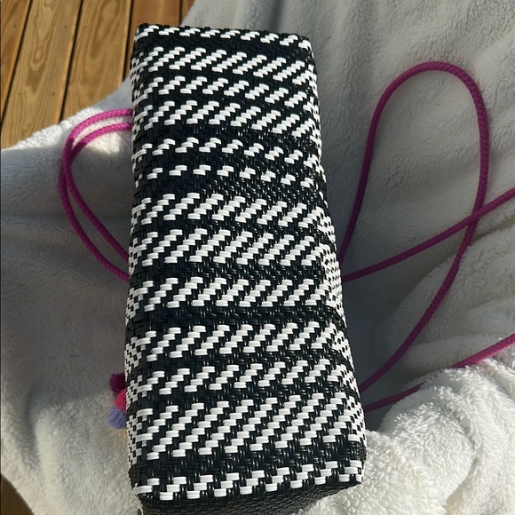 Anthropologie Black and White Tote Bag with Chevron Design - Picture 5 of 6